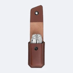 Étui Cuir Tanné Végétal Taille Moyenne - AINSWORTH Pour Pince LEATHERMAN -Pêche Matériel Magasin etui cuir tanne vegetal taille moyenne ainsworth pour pince leatherman 2