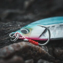 JIG Biastos Slow 90gr BLEU PHOSPHO Pêche Au Jigging -Pêche Matériel Magasin jig biastos slow 90gr bleu phospho peche au jigging 4