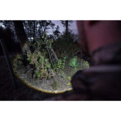 Lampe Torche Chasse 100 Lumens Zoom Noir -Pêche Matériel Magasin lampe torche chasse 100 lumens zoom noir 5