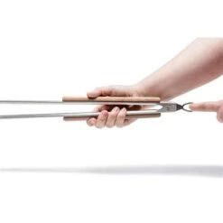 Petromax Grandes Pinces à Gril Charbon De Bois -Pêche Matériel Magasin petromax grandes pinces a gril charbon de bois 4